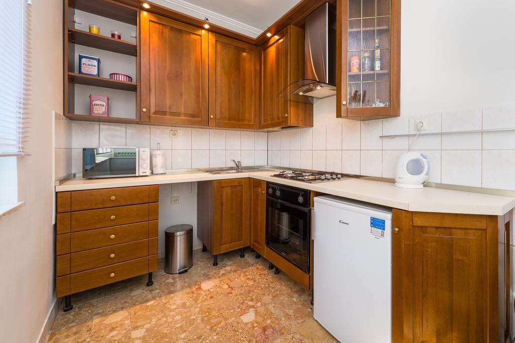 Garden Apartment Kastela Room photo