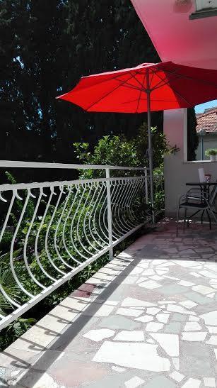Garden Apartment Kastela Exterior photo